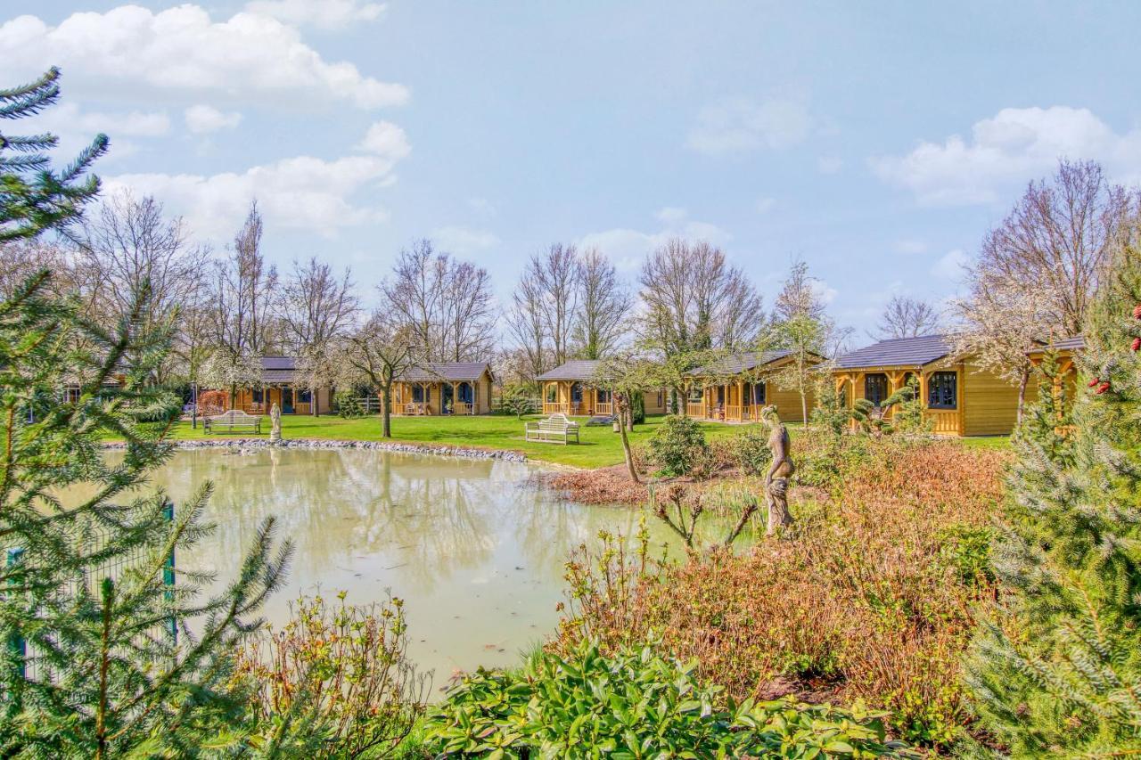 Appel Lodge Diessen Exterior photo